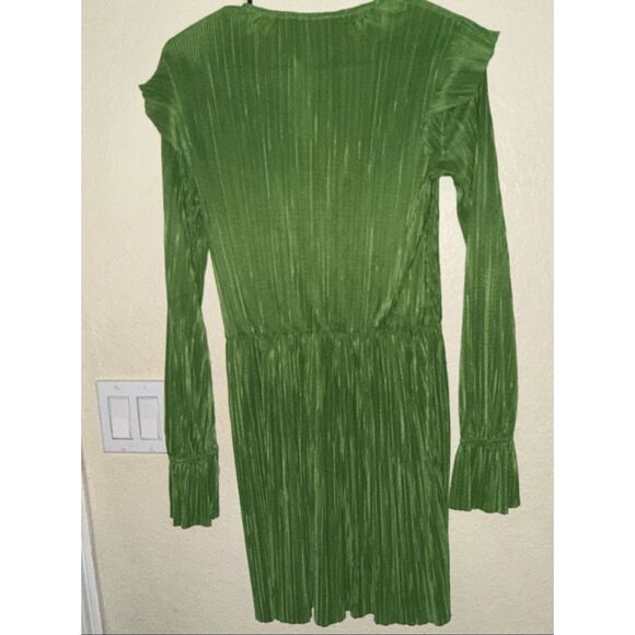 💚 ASOS Pleated Textured Wrap Dress- Size Small (4) - Picture 8 of 9